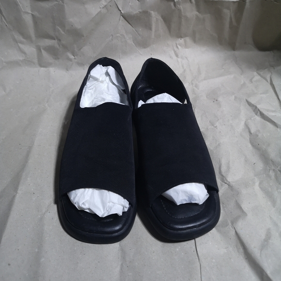 Vintage Cutout Elastic Band Black Sandals for Hipster Boho Summer - Picture 7 of 11